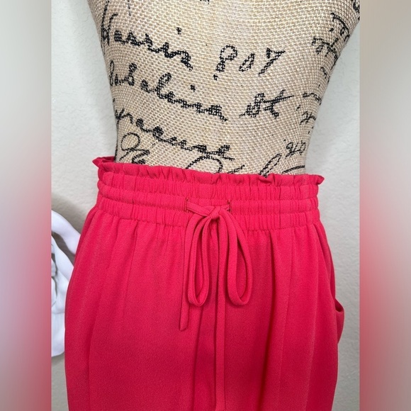 BCBGeneration Bright Coral Elastic Waistband High Waist Shorts Size Medium - Picture 5 of 16